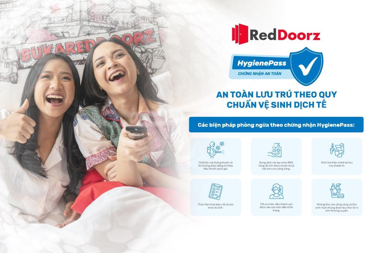Reddoorz Tuan Viet Hotel Dinh Tien Hoang Хошимин Экстерьер фото